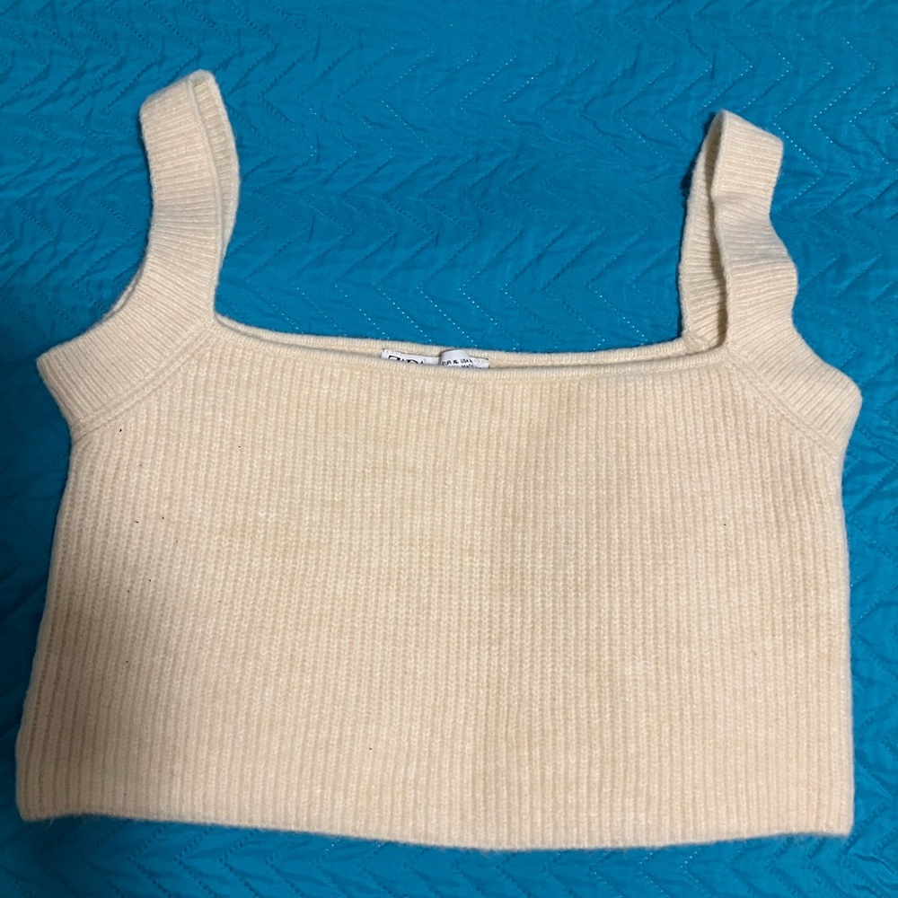 ZARA Cream Ribbed Knit Women's Top